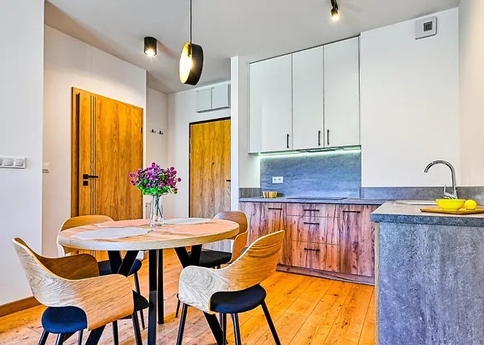 Polna A39 Blisko Stoku I Lasu - 5d