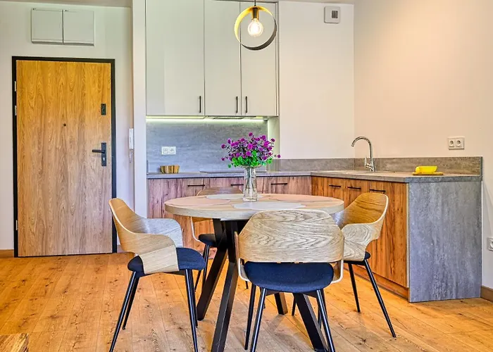 Polna A39 Blisko Stoku I Lasu - 5d *